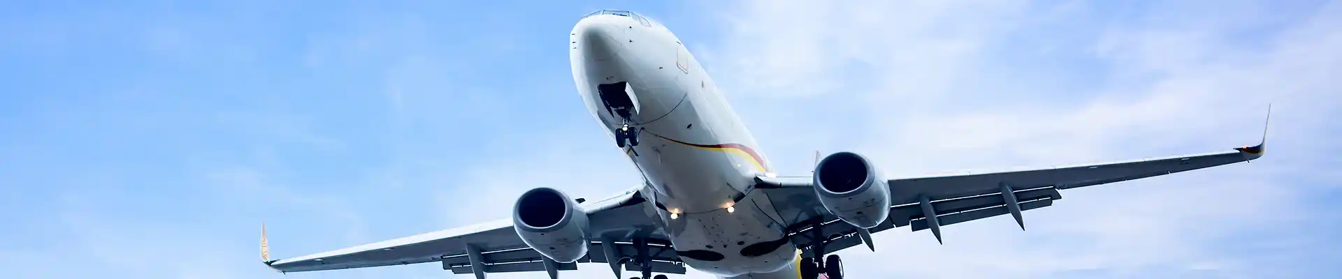 Overbooking Nedir? Uçağa Alınmama Durumunda Yolcu Hakları ve Tazminat 2025